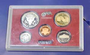 A Queen Elizabeth II fifty pence coin collection, comprising nine fifty pence coins, contained... - 3