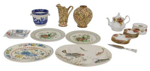 A group of ceramics, to include a Royal Albert porcelain Old Country Roses teapot, a Wade Gothic...