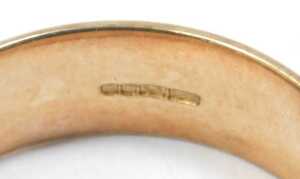 A 9ct gold wedding band, of plain design, 8mm width, Birmingham, 9g. - 3