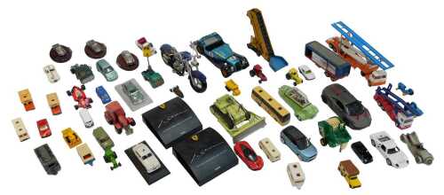 Diecast vehicles, to include a Revell A5, Formula 1 vehicles, tractors, a Corgi Major Carrimore...