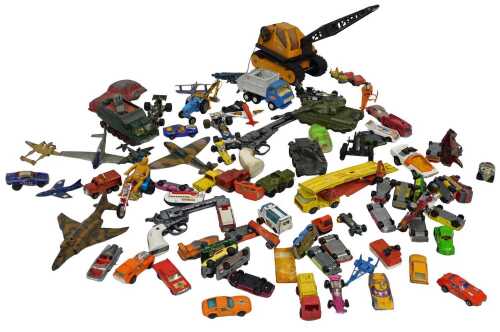 Diecast vehicles, to include a Matchbox Superkings K-11 DAF car transporter, a Dinky Shado No. 2...