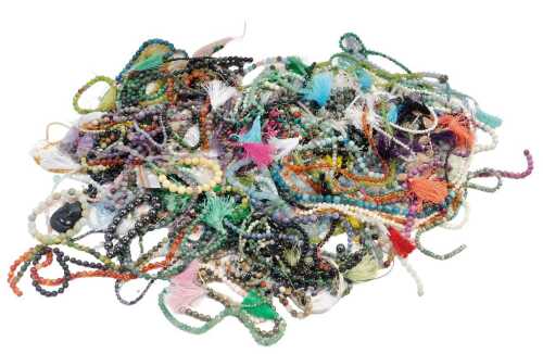 Various natural stone bracelets and necklaces, including jade, agate, amethyst, and others. (1...