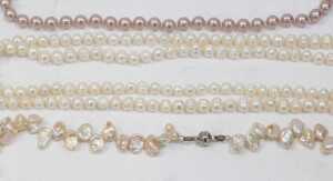 Various freshwater pearl jewellery, comprising Claudia Bradby pearl necklace and bracelet sets,... - 5