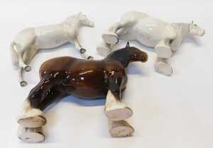 Three Beswick pottery horses, comprising a dapple grey, 20cm high, a dapple grey shire horse,... - 3