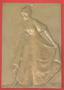 Arthur Emmanuel Loewenthal (Loewental 1879-1964). Plaque of a lady, full profile, probably...
