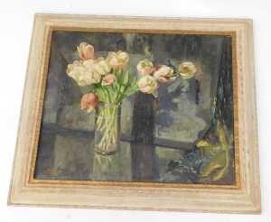 Henry John Lintott (1877-1965). Still life, vase of summer flowers on a table, oil on canvas,... - 2