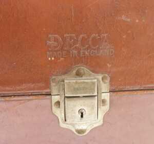 An early 20thC Decca brown leather cased gramophone, 21cm high, 24cm wide, 27.5cm deep. - 7