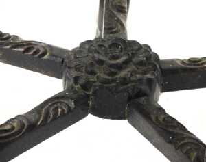 A late 19thC Chinese hardwood urn stand, with a cinquefoil top carved with flowers and bamboo,... - 4