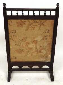 A Victorian mahogany framed fire screen, set with a silk panel, decorated with a deer in a... - 2