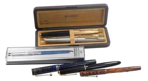 A Canadian Parker Duofold Lucky Curve lapis lazuli fountain pen, Watermans red ripple fountain...
