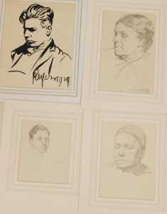 Leon Rogers (mid 20thC). Head and shoulders portraits of ladies, pair of pastels, signed, dated... - 2