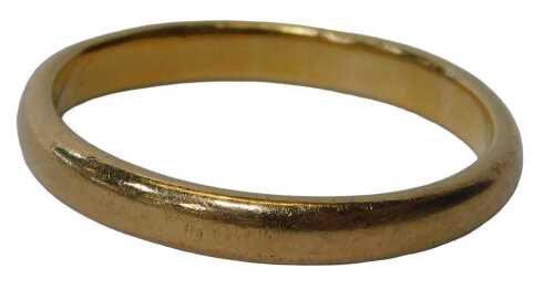 A 22ct rose gold wedding band, of plain design, 2mm width, Birmingham 1928, size O, 3.6g.