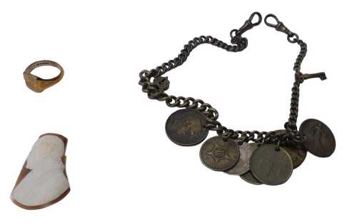 A group of silver and other jewellery, comprising a 9ct gold and silver gent's signet ring, size...