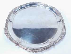 A George V silver salver, with a beadwork border interspersed with flower heads, scrolling and... - 4