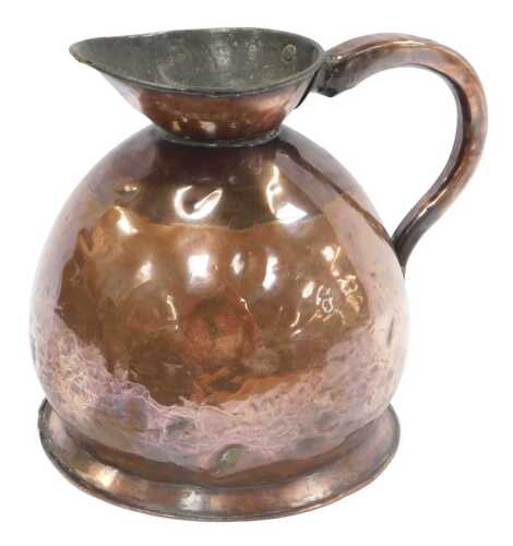 A Victorian two-gallon copper jug, 30cm high.