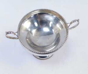 A George V silver twin-handled tazza, with a gadrooned rim, raised on an hourglass stem, on a... - 4