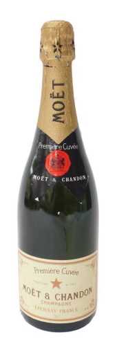 A bottle of Moet & Chandon champagne, 75cl.
