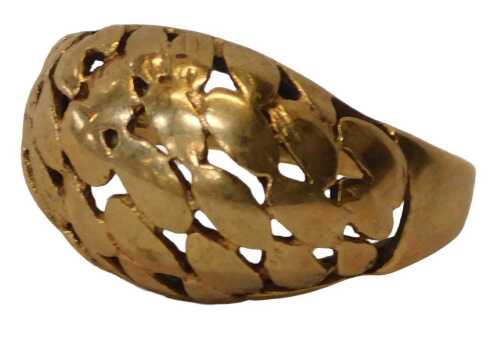 A 9ct gold dress ring, the crossover ring head of plain design, with partially rubbed hallmarks,...