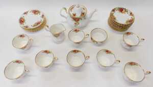 A Royal Albert Porcelain Old Country Roses pattern part tea service, comprising teapot, milk jug,... - 2