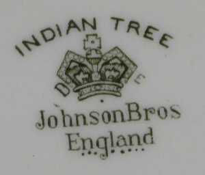 A Johnson Brothers pottery Indian Tree pattern part tea, coffee and dinner service, to include a... - 3