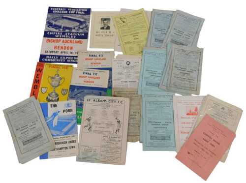 Various non league football programmes, to include Bishop Auckland vs Hendon Football...