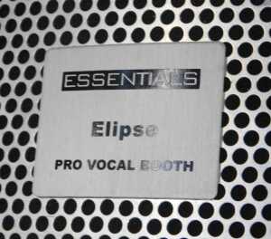 A Phonic Power Pod 408 mixer, serial number PAA0BA0144, together with various cabling,... - 10