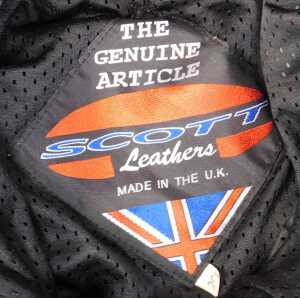 An Akito leather motorcycle jacket and trousers, size Euro 46. - 3