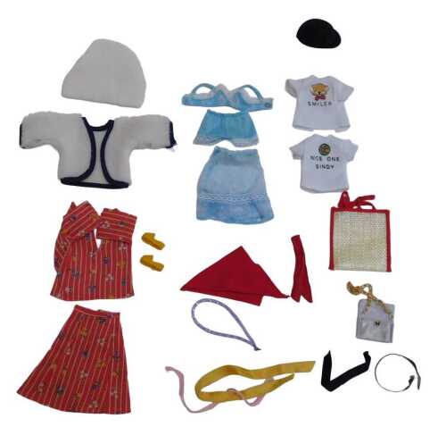 Pedigree Sindy clothes and accessories, including 44654 riding hat, various bags, picture...