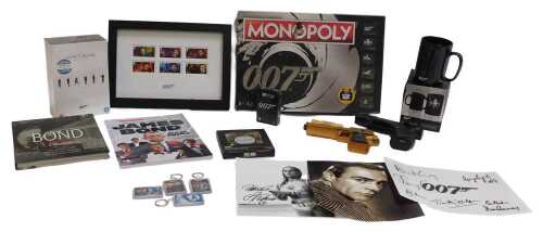 Various James Bond collectables, including 007 Monopoly, various 007 keyrings, Waddingtons of...