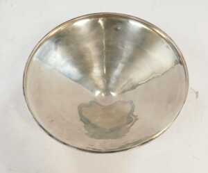 Raymond Mays interest. An Edward VIII planished silver trophy dish, the conical bowl over a... - 5