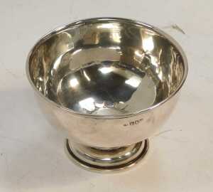 An Edward VII silver footed bowl, with presentation engraving "NORTH YORKSHIRE AUTOMOBILE CLUB,... - 3
