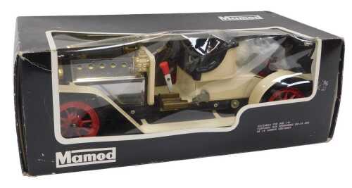 A Mamod steam Roadster SA1B, boxed.