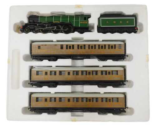 A Hornby OO gauge Class A3 locomotive Flying Scotsman, LNER Doncaster green, 4-6-2, and three...