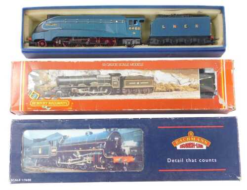 Bachmann and Hornby OO gauge locomotives, comprising Bachmann Branchline 31-700Z Class B1...