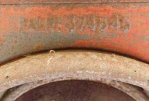 A Kenyons Serilight lens railway lamp, and a buddy lamp with red lens. (2) - 7