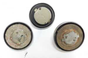 A Morris hood badge, three petrol caps, and a Daimler near side cap. (5) - 3