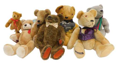 Soft toys, to include a Merrythought Oliver Holmes bear Zip-a-De-Doo-Dah on rotating stand, a...