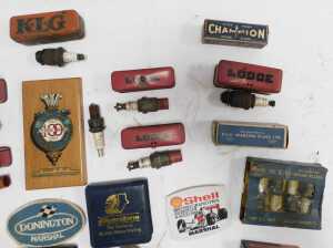Various motor racing related ephemera, including Silverstone medals, overall patches, and... - 5