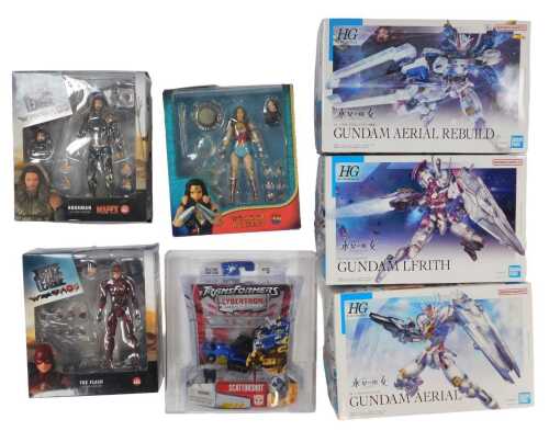 Action figures, to include two from Justice League, comprising Aquaman and The Flash, a Wonder...