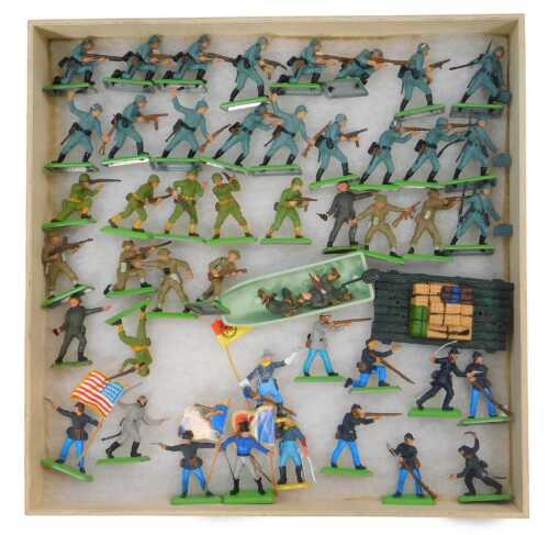 Britains Deetail Second World War soldiers, American Civil War soldiers, etc. (1 box)