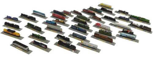 Del Prado Locomotives of the World N gauge static models, including the Japanese Series 700...