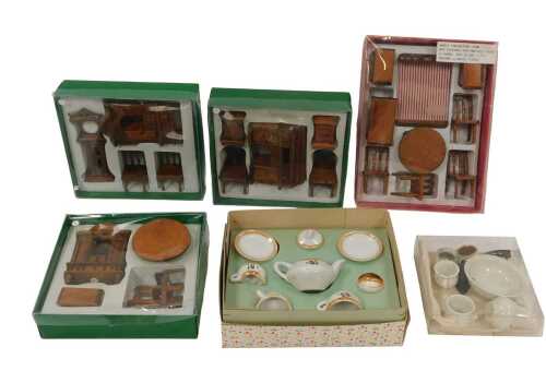 Various doll's house furniture and miniatures, including a tea for two set, grandfather clock,...