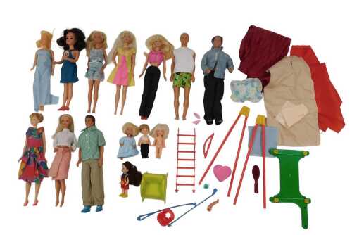 Barbie dolls and accessories, including Barbie, Ken, etc. (1 box)