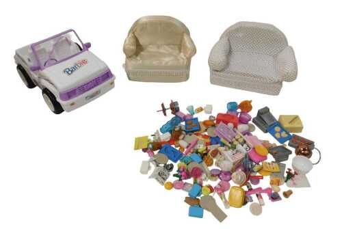 Barbie accessories, including a pair of chairs, Barbie 4X4, and various accessories. (1 box)