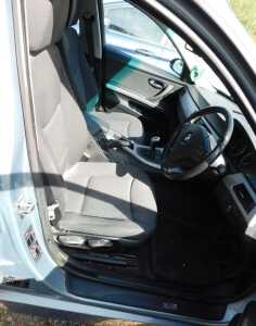 A BMW 320i Estate, Registration FV07 DVC, 2007, green, 1995cc, petrol, manual, 72,082 recorded... - 4