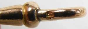 A gold plated Longuard muff chain, on a lobster claw clasp, approx 140cm long. - 3