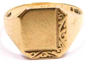 A gentleman's 9ct gold signet ring, the canted rectangular table, with partial foliate engraving,... - 2