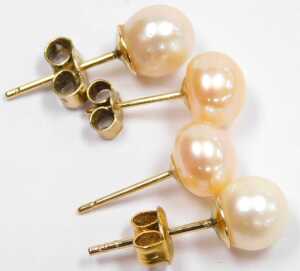A pair of 9ct gold and cultured pearl earrings, further pair of cultured pearl earrings, and a... - 2