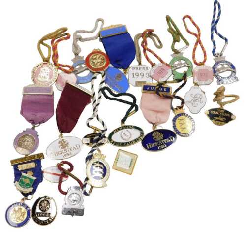 Assorted horse racing and other equestrian enamel badges, including Goodwood, Hickstead, York...