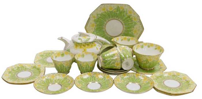 A Paragon and Crownford porcelain Primrose pattern part tea service, comprising Crownford teapot,...